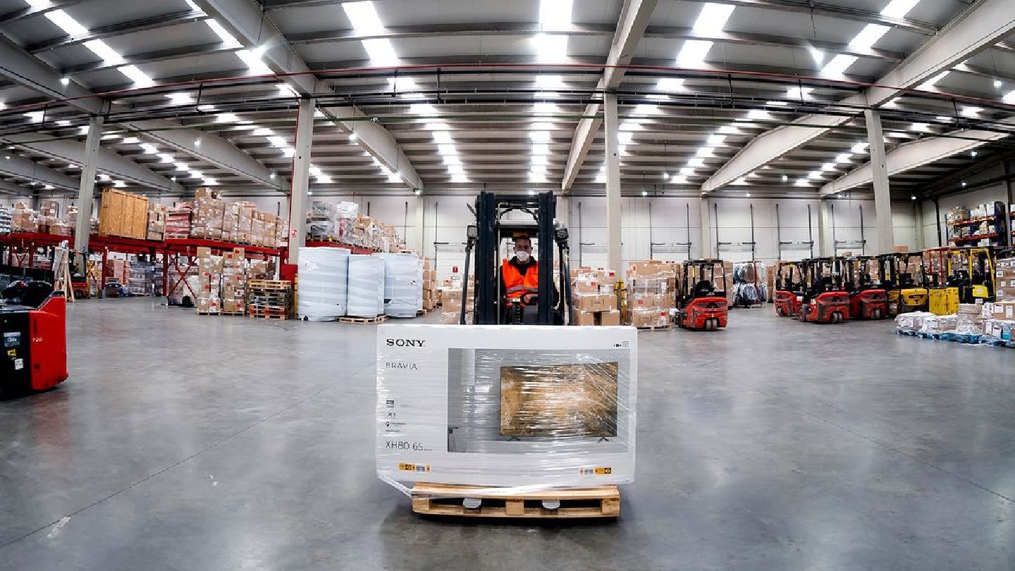 Tailor-made last mile services-RXO