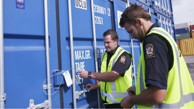 Customs-Agent-Container-min